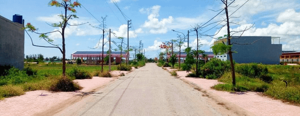 Cần bán gấp lô đất ngay cổng trường Mầm Non trên đường vào khu công nghiệp Thạnh Phú, Bến Tre-03