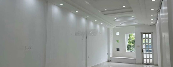 Share Lại Tầng 1 & 2 + 160m2 + Quận 3 Đường Nguyễn Đỉnh Chiểu -02