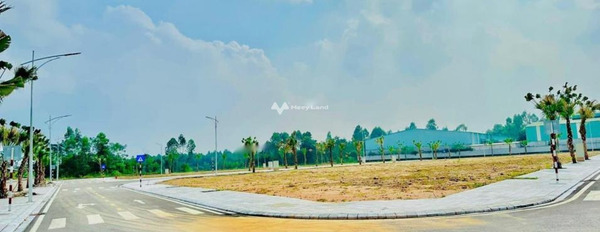 Giá siêu khủng chỉ 900 triệu bán đất diện tích quy đổi 100m2 vị trí mặt tiền tọa lạc ngay Tam Nông, Phú Thọ-02