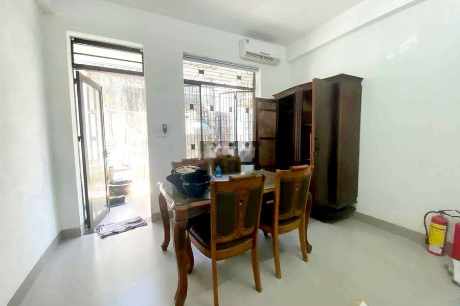 Nhà 3 phòng ngủ cho thuê nhà ở diện tích tiêu chuẩn 80m2 thuê ngay với giá quy định chỉ 10 triệu/tháng vị trí ngay trên Sơn Trà, Đà Nẵng-01