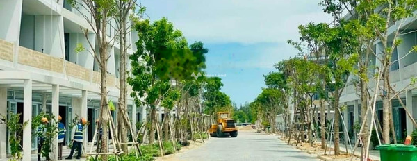 Vị trí thuận lợi ngay trên Hàm Thuận Nam, Bình Thuận bán nhà bán ngay với giá ngạc nhiên chỉ 6 tỷ-03