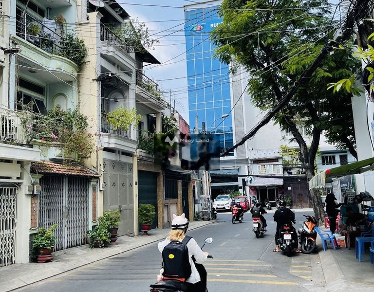 Hướng Đông Bắc, bán nhà có diện tích 48m2 vị trí đẹp ngay trên Phường 12, Hồ Chí Minh bán ngay với giá giao lưu chỉ 13.2 tỷ trong nhà này gồm có 4 PN-01