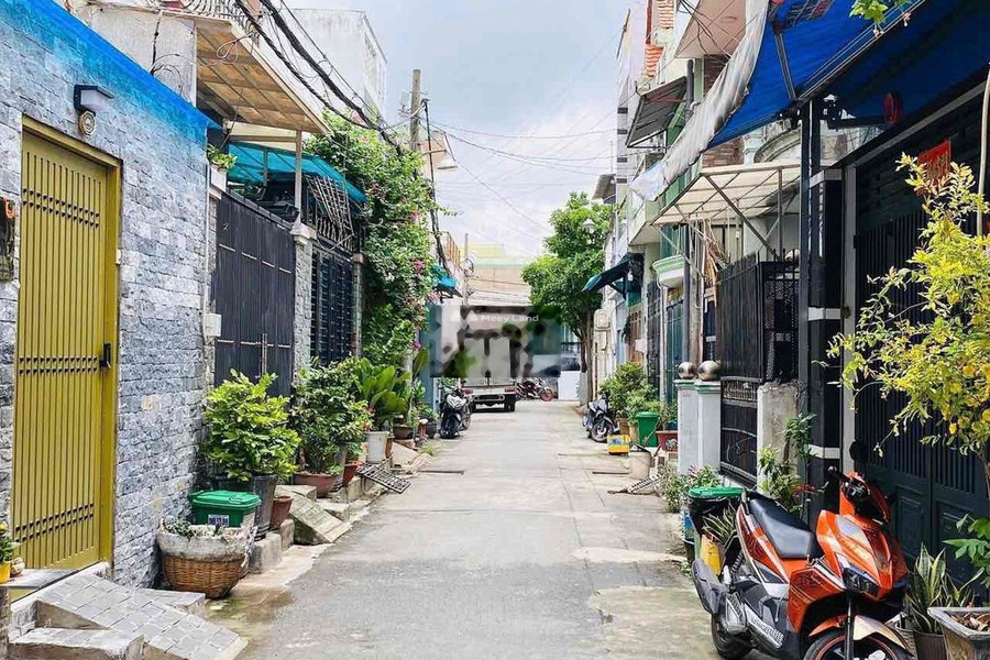 Ngay Bình Tân, Hồ Chí Minh bán nhà bán ngay với giá cực rẻ từ 4.4 tỷ trong ngôi nhà này 3 PN 3 WC-01