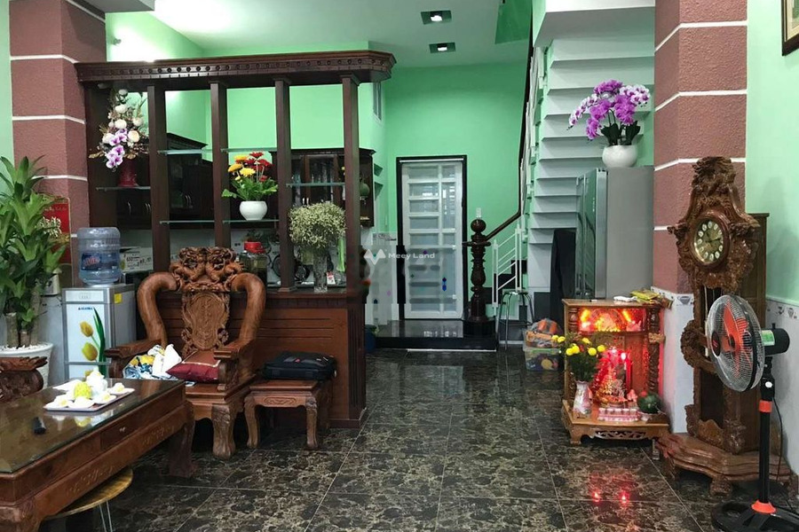 Vị trí đặt ở Phường 5, Hồ Chí Minh bán nhà bán ngay với giá vô cùng rẻ 6.6 tỷ có diện tích 73.9m2 trong nhà này thì có 3 phòng ngủ vị trí siêu đẹp-01