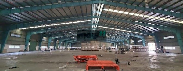 1000m2 Kho - Xưởng cho thuê giá cực rẻ đg Xa Lộ Hà Nội. có PCCC. cont -02