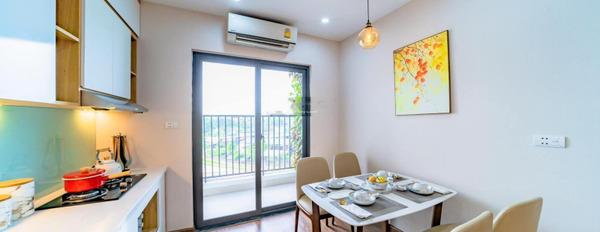 Ngôi căn hộ này bao gồm 3 PN, bán chung cư vị trí thuận lợi nằm tại Long Biên, Hà Nội, căn hộ có tổng cộng 3 phòng ngủ, 2 WC không tiếp trung gian-03
