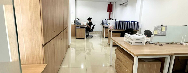 Quận 4, Hồ Chí Minh cho thuê sàn văn phòng giá thuê chốt nhanh 19 triệu/tháng có diện tích là 82m2-03