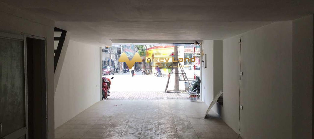 Diện tích 60m2 cho thuê cửa hàng phố Phố Huế, Hà Nội giá tốt nhất 30 triệu/tháng có chỗ để xe