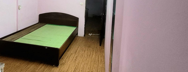 Mặt tiền tọa lạc trên Hoàng Mai, Hà Nội cho thuê phòng trọ có một diện tích là 15m2, trong nhà nhìn chung bao gồm 1 phòng ngủ, 1 WC vào ở ngay-03