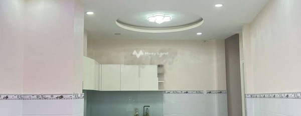 Với diện tích chuẩn 42m2, cho thuê nhà ở vị trí đẹp tọa lạc ngay trên Phường 12, Hồ Chí Minh, tổng quan ở trong nhà 3 PN, 3 WC tiện ích đầy đủ-02