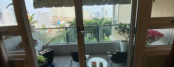 Bán căn hộ có diện tích chuẩn 84m2 vị trí mặt tiền tọa lạc ở Phường 22, Hồ Chí Minh, tổng quan ngôi căn hộ này gồm 2 phòng ngủ 2 WC pháp lý rõ ràng-03