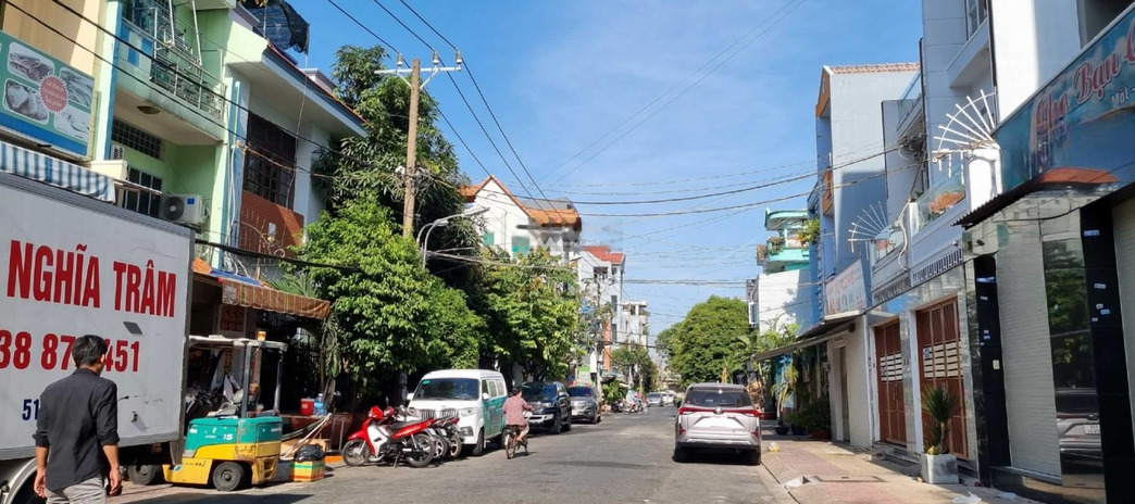Ở tại Phú Thạnh, Tân Phú, bán nhà, bán ngay với giá cực tốt 9.1 tỷ diện tích rộng 82m2, tổng quan nhà này gồm có 2 phòng ngủ vị trí siêu đẹp