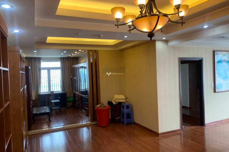 Cho thuê căn hộ nằm ở Tân Phú, Hồ Chí Minh, thuê ngay với giá đề cử từ 55 triệu/tháng với diện tích 260m2-01
