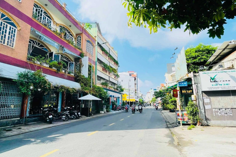 Diện tích khoảng 64m2 bán nhà ở Tân Phú, Hồ Chí Minh hướng Đông giá tốt nhất-01