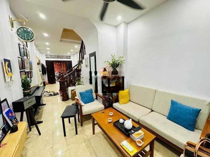 Nhà có 3 phòng ngủ bán nhà bán ngay với giá cực tốt chỉ 7.45 tỷ diện tích rộng 43m2 mặt tiền tọa lạc tại Thanh Xuân, Hà Nội-01