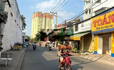 Bán nhà có diện tích chung là 94m2 vị trí thuận lợi tại Bình Trị Đông, Hồ Chí Minh bán ngay với giá tốt chỉ 9 tỷ nhà này có tổng 3 phòng ngủ, 3 WC-02