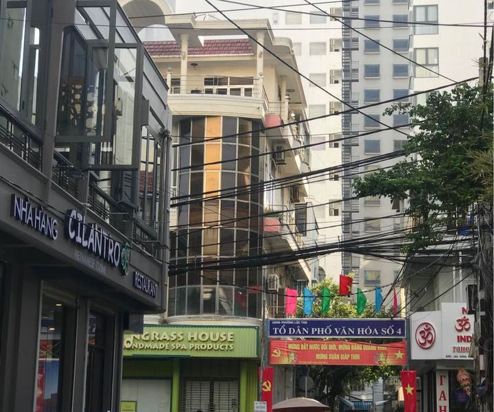 Cần bán khách sạn tiêu chuẩn 2 sao mới khu phố tây Nha Trang-01