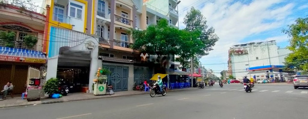 CHO THUÊ VĂN PHÒNG MẶT TIỀN ĐƯỜNG CHỢ LỚN -03