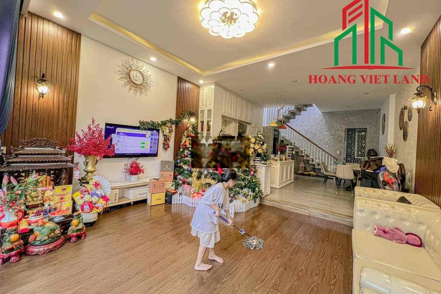 Diện tích 100m2 bán nhà ở vị trí mặt tiền tọa lạc tại Ea Tam, Đắk Lắk hướng Nam nhìn chung bao gồm 3 PN 2 WC liên hệ chính chủ.-01