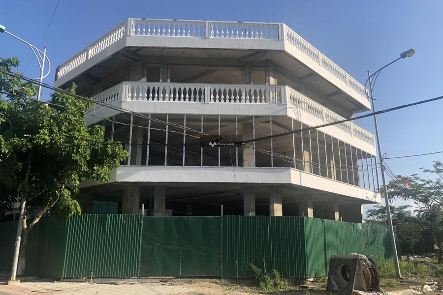 Bán biệt thự có diện tích gồm 294.5m2 bán ngay với giá siêu khủng 25 tỷ vị trí thuận lợi tọa lạc tại Nguyễn Đỗ Cung, Nha Trang, hướng Đông - Bắc-01