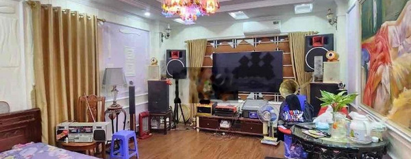 Cho thuê nhà nguyên căn ngõ 29 Dịch Vọng DT 50m 5 tầng 4PN 13 Triệu -03