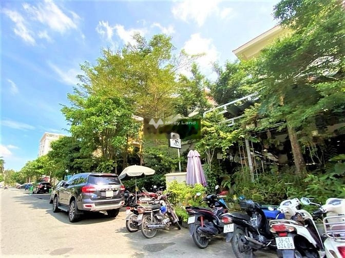 Nợ ngân hàng cho thuê cửa hàng diện tích chung quy 200m2 vị trí đẹp Phạm Thái Bường, Quận 7 giá thuê đặc biệt 69 triệu/tháng-01