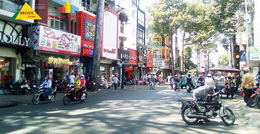 Vị trí nằm ngay Bến Thành, Hồ Chí Minh bán nhà bán ngay với giá êm chỉ 62 tỷ có diện tích 138m2 giá tốt nhất