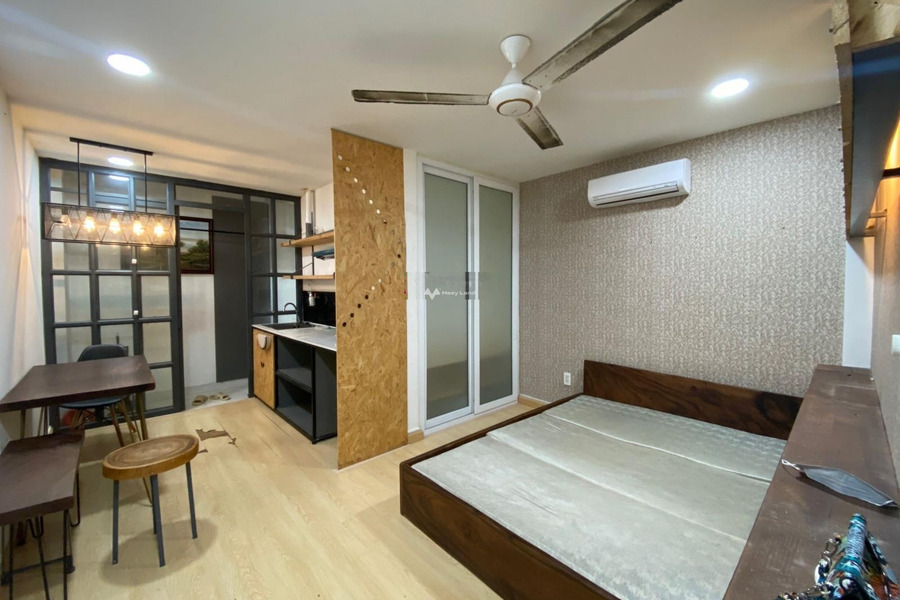 Nơ Trang Long, Hồ Chí Minh diện tích 30m2 1 phòng ngủ cho thuê phòng trọ căn phòng có nội thất đẳng cấp Nội thất đầy đủ, 1 WC nhà trọ kiên cố-01
