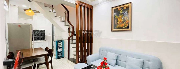 Bán nhà diện tích rộng 32m2 vị trí đặt ngay trên Trung Chánh, Hồ Chí Minh bán ngay với giá cực mềm 2.8 tỷ trong nhà có 4 PN, 3 WC-02