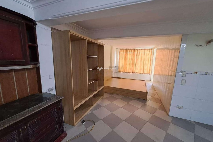 Cho thuê căn hộ chung cư diện tích 40m2, giá 3 triệu/tháng phía trong Ngô Quyền, Hà Nội-01