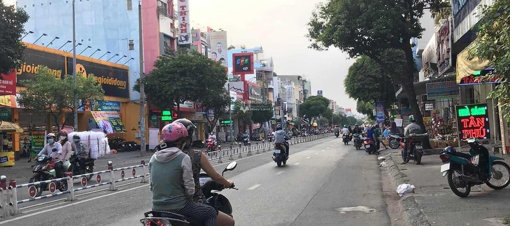 Vị trí đặt tại trung tâm Hòa Bình, Hiệp Tân bán nhà bán ngay với giá giao lưu 13.8 tỷ diện tích khoảng 69.3m2 cảm ơn đã xem tin.