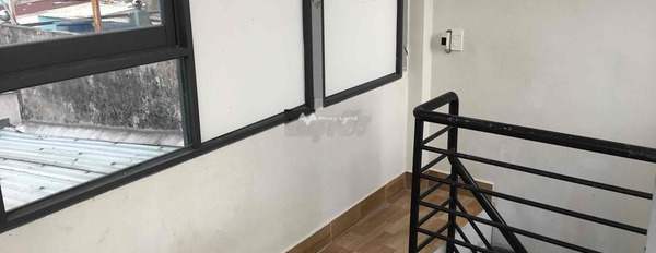 Nhà 3 PN, cho thuê nhà, giá thuê giao lưu chỉ 4 triệu/tháng diện tích 7.2m2 nằm trên Tân Bình, Hồ Chí Minh-03