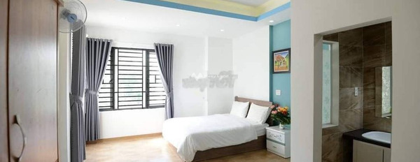 Vị trí thuận lợi nằm tại Lê Thước, Đà Nẵng cho thuê nhà thuê ngay với giá đặc biệt 14 triệu/tháng, căn nhà có tổng cộng 3 phòng ngủ, 2 WC-03