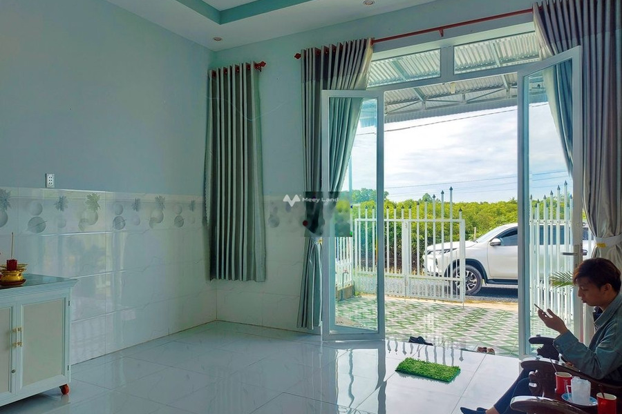 Bán nhà ở có diện tích 83.6m2 bán ngay với giá hiện tại chỉ 1.12 tỷ mặt tiền nằm tại Hòa Thành, Tây Ninh-01