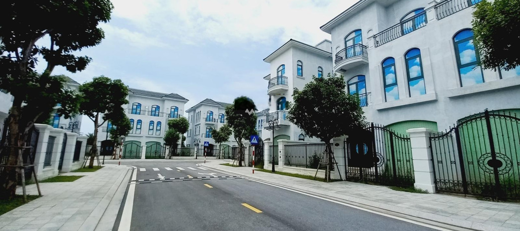 Bán biệt thự, bán ngay với giá tốt nhất 7.3 tỷ có diện tích chuẩn 180m2 vị trí đẹp nằm trên Thanh Hóa, Thanh Hóa