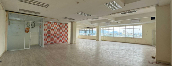 Cho thuê văn phòng gần hầm chui Điện Biên Phủ, chỉ từ 155.000đ/m2. LH: Office Danang -03
