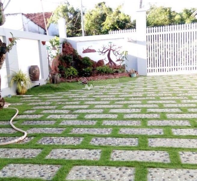 Giá 6.8 tỷ bán nhà có diện tích chính 562m2 vị trí tiện lợi ngay tại Cầu Bè, Khánh Hòa cám ơn quý khách đã đọc tin-01