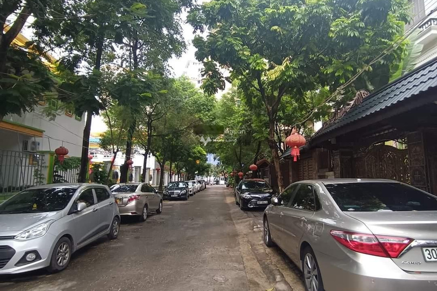 Nam Từ Liêm, Hà Nội, bán biệt thự, bán ngay với giá cực mềm chỉ 32.5 tỷ diện tích thực là 200m2, nhà này có 5 phòng ngủ có chỗ để xe-01