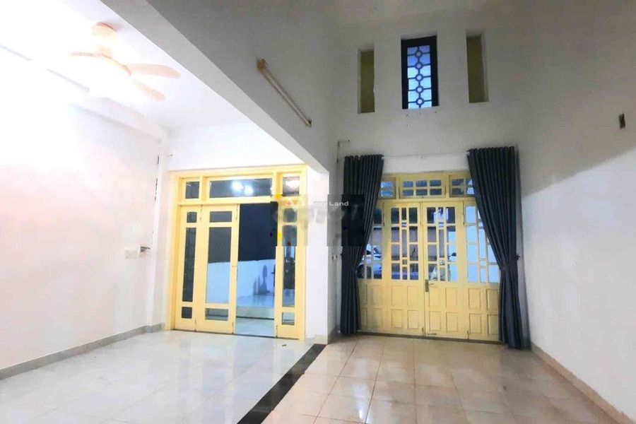 Cho thuê nhà nằm ngay Sơn Trà, Đà Nẵng, thuê ngay với giá đề cử từ 13 triệu/tháng diện tích như sau 155m2, trong nhà này gồm 4 phòng ngủ-01