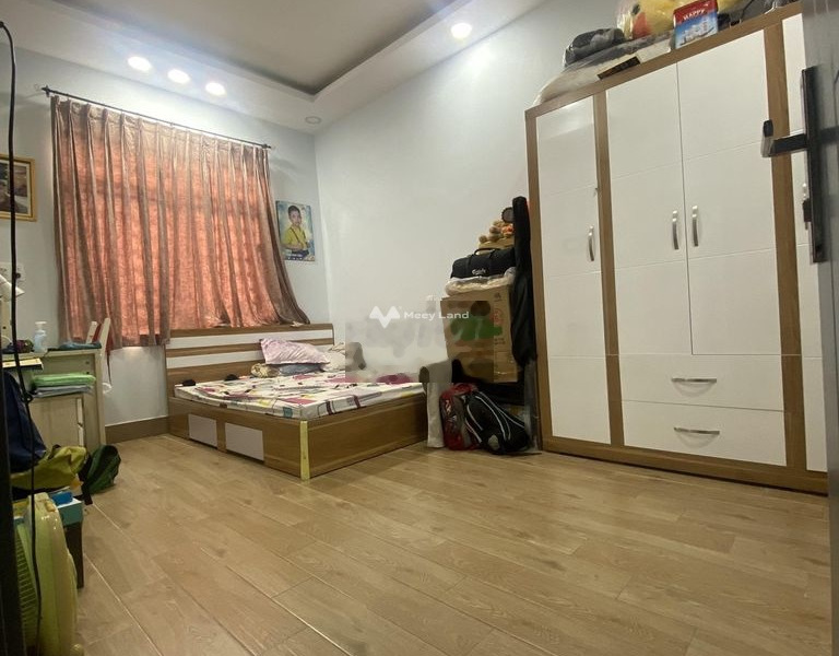 Nhà có 2 phòng ngủ bán nhà giá bán bất ngờ từ 12.9 tỷ diện tích 105m2 mặt tiền tọa lạc trên Tân Thuận Tây, Hồ Chí Minh-01