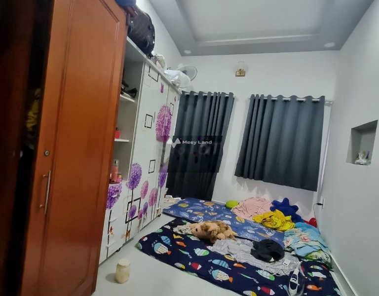 Nhà 3 phòng ngủ, cho thuê nhà, giá thuê bàn giao 7 triệu/tháng với diện tích khoảng 35m2 mặt tiền tọa lạc trên Nguyễn Tư Giản, Hồ Chí Minh-01