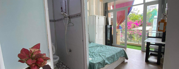 Cho thuê căn hộ mới và đầy đủ nội thất Nguyễn Công Hoan, Phú Nhuận-03