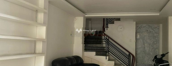 Bán nhà có diện tích rộng 42m2 vị trí đặt ngay trung tâm Bình Thạnh, Hồ Chí Minh bán ngay với giá cực mềm chỉ 7.79 tỷ trong nhà có tổng 3 PN, 4 WC-03