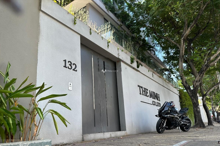 Bán nhà vị trí cực kì thuận lợi ngay tại Nguyễn Văn Hưởng, Thảo Điền bán ngay với giá cực sốc 140 tỷ diện tích 430m2 ngôi nhà có tổng cộng 5 phòng ngủ-01