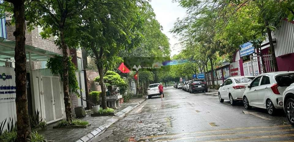 Chính chủ nhờ bán khu liền kề Văn Phú, ngay sau dãy đường lớn, chung cư, kinh doanh 
