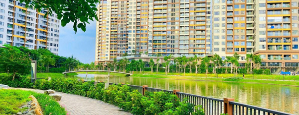 Giấy tờ đầy đủ, bán căn hộ bán ngay với giá rẻ 2.8 tỷ vị trí đẹp tại Bình Hưng, Hồ Chí Minh có diện tích rộng 72m2-03