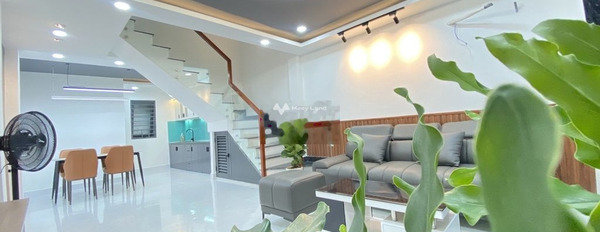 Bán nhà mặt tiền nằm tại Hòa Hưng, Hồ Chí Minh bán ngay với giá cực rẻ từ 2.72 tỷ có diện tích rộng 53.2m2 tổng quan nhà bao gồm 4 PN-03