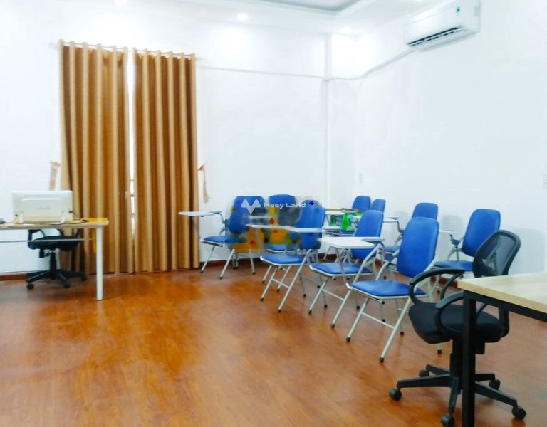 Thuê ngay với giá cực tốt từ 5 triệu/tháng cho thuê sàn văn phòng mặt tiền nằm ở Nguyễn Hữu Thọ, Cẩm Lệ diện tích cụ thể 40m2-01