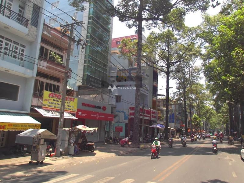Vị trí mặt tiền tọa lạc ngay trên Nguyễn Chí Thanh, Quận 10 cho thuê nhà thuê ngay với giá thương mại 90 triệu/tháng-01