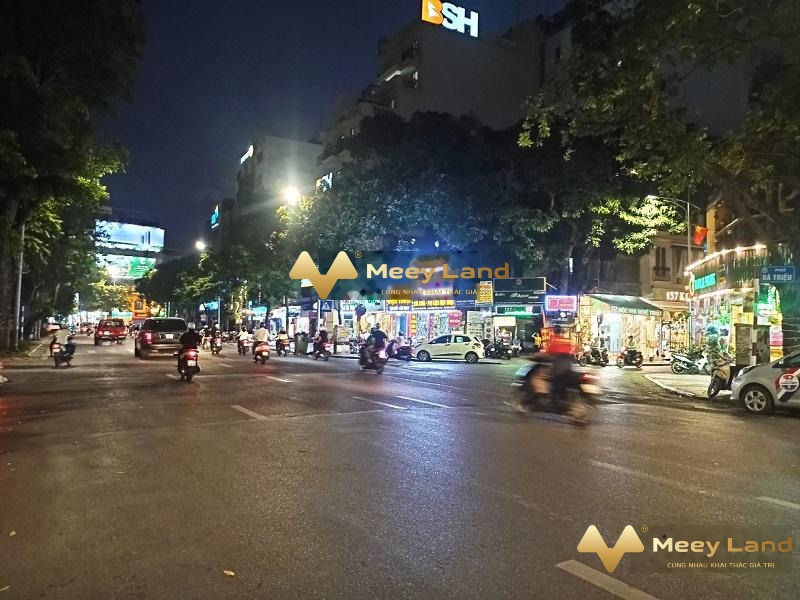DT 90m2 bán nhà ở vị trí thuận lợi gần Phường Hàng Bài, Hà Nội trong nhà có tất cả 5 phòng ngủ 5 WC vị trí thuận lợi-01